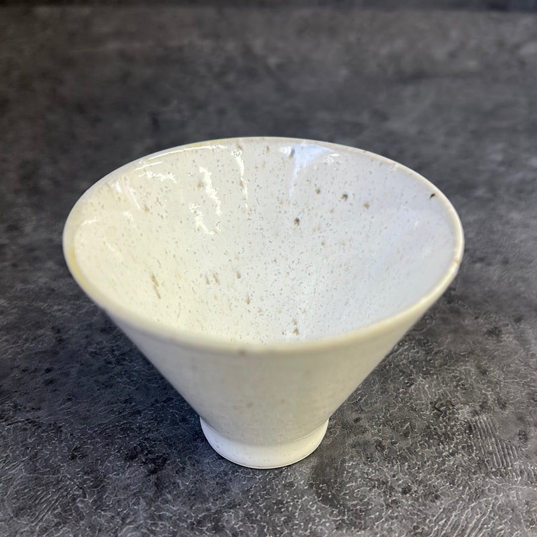 Minoyaki Cone Shaped Cup (White, 120 ml)