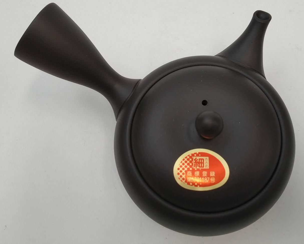 Takasuke Kiln (Y115) 高資陶苑: Tokoname Kyusu Tea Pot, Black, Kikumaru Ceramic Mesh Strainer 250 ml