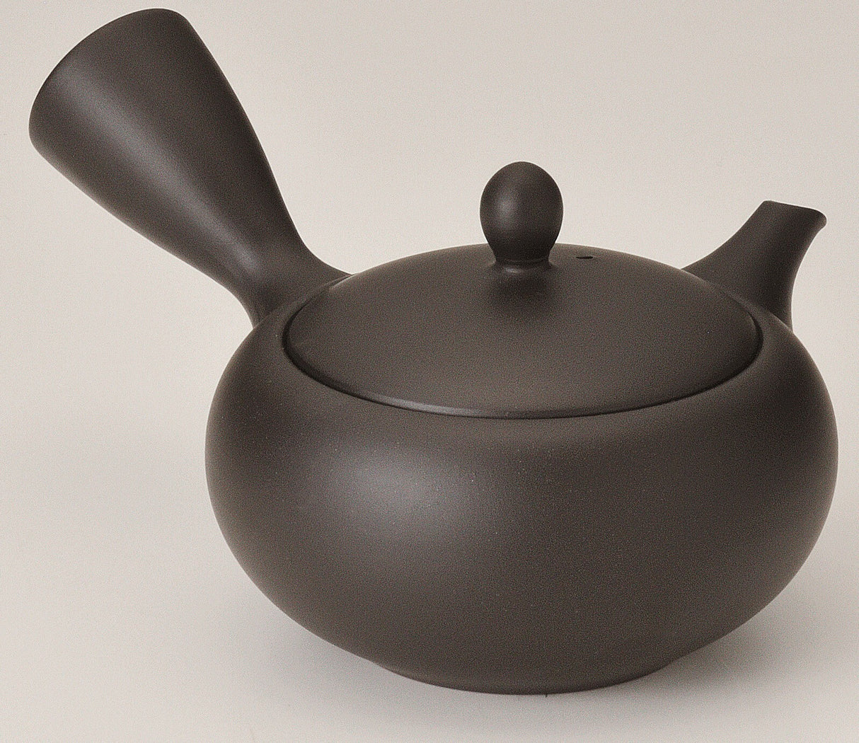 Takasuke Kiln (Y116) 高資陶苑: Tokoname Kyusu Tea Pot, Black, Asamaru Ceramic Mesh Strainer 300 ml