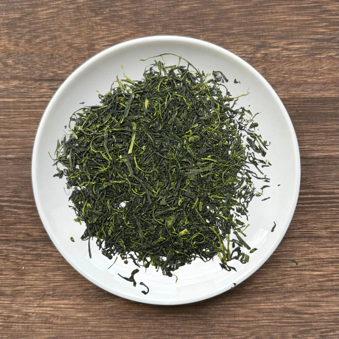 #0408.N2 Kikizu Tea Garden: 2025 Saemidori Cultivar Fukamushi Tamaryokucha from Sonogi, Nagasaki