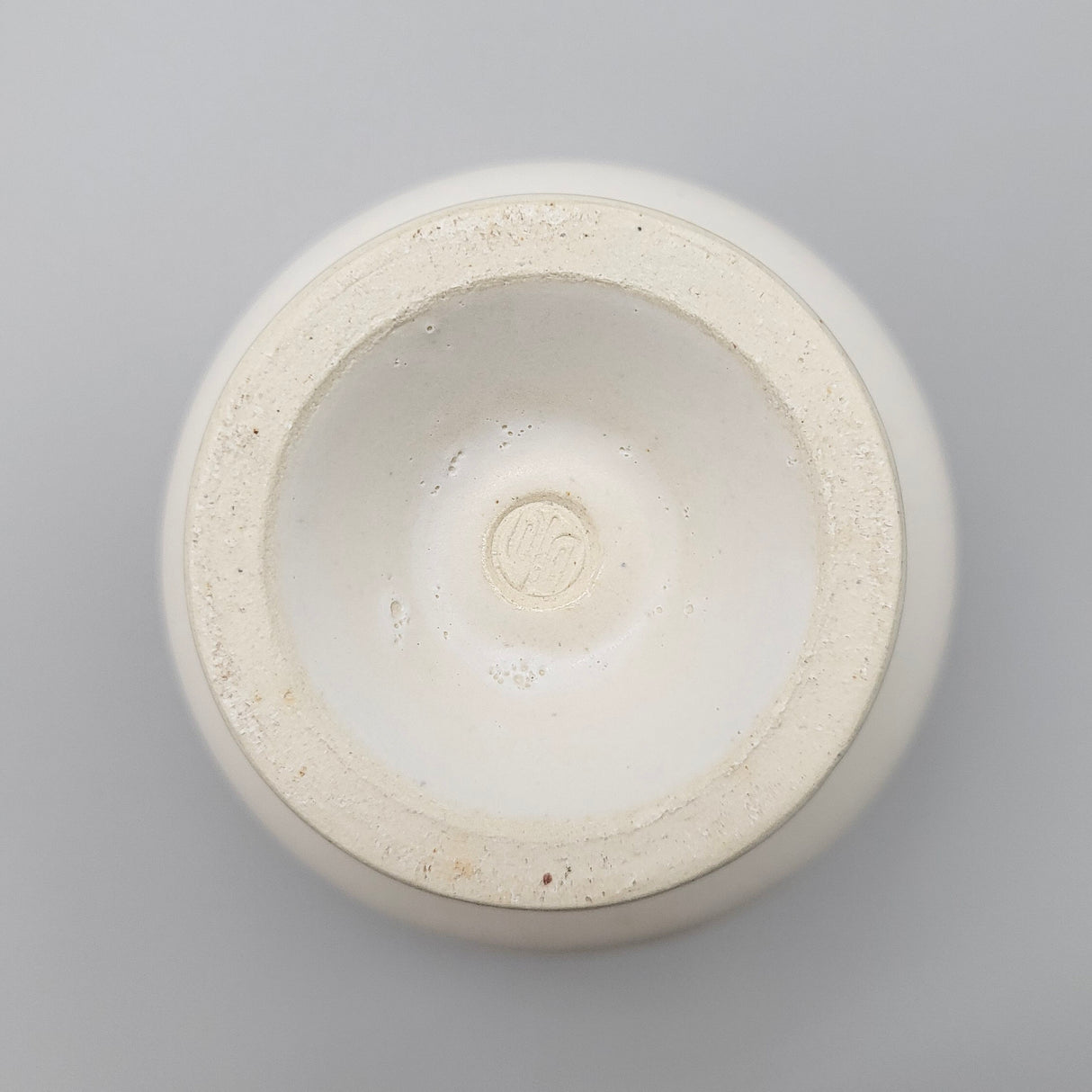 Emui × YUNOMI / HAKU Goblet(Handmade Ceramic / 桐箱入りユノミオリジナル)