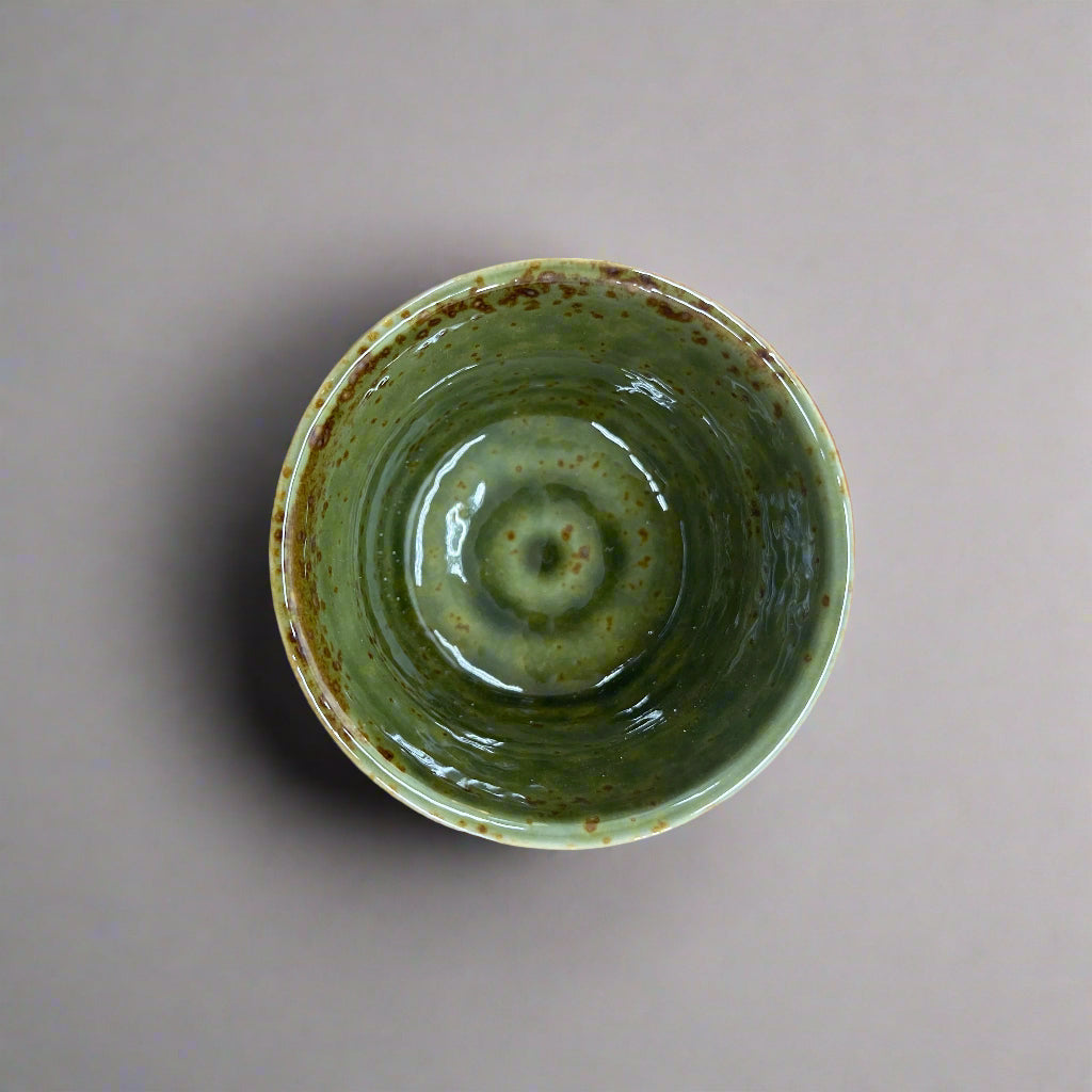 Seiangama: Carved Design Mino-yaki Guinomi Cup 5 Piece Set with Wooden Box 削ぎ五様ぐい呑揃