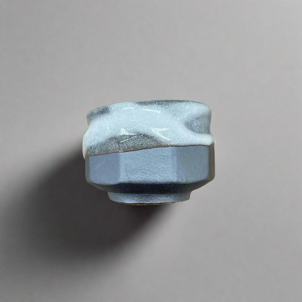 青安窯:手造り美濃焼 ぐい呑5個セット 木箱付き 手造り五様ぐい呑揃い