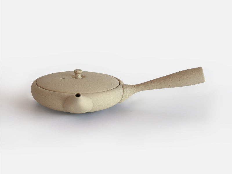Jinsui Kiln: TOKI - KINARI, Flat Tokoname Kyusu Tea Pot (100ml, Off-White)