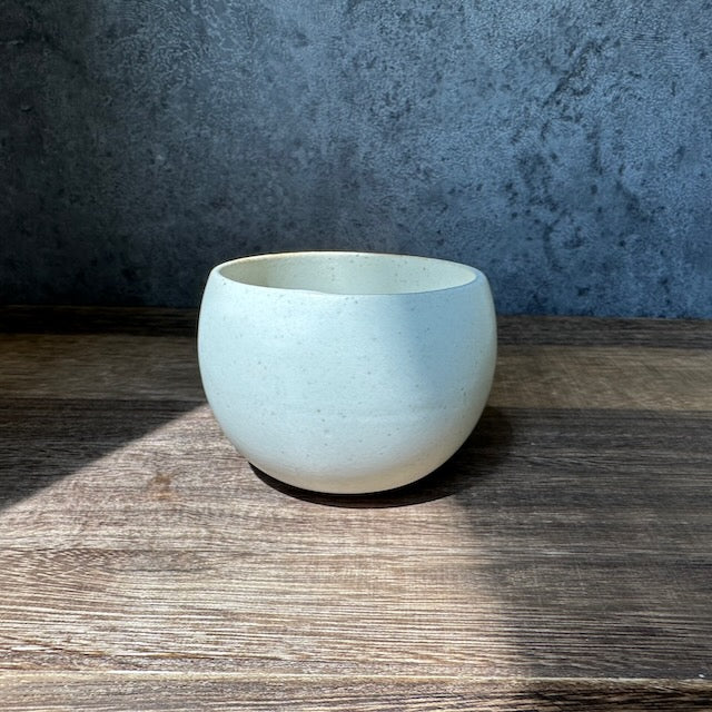 (2025 new arrival) SHIKIKA - Korokoro Round Yunomi Cup - White