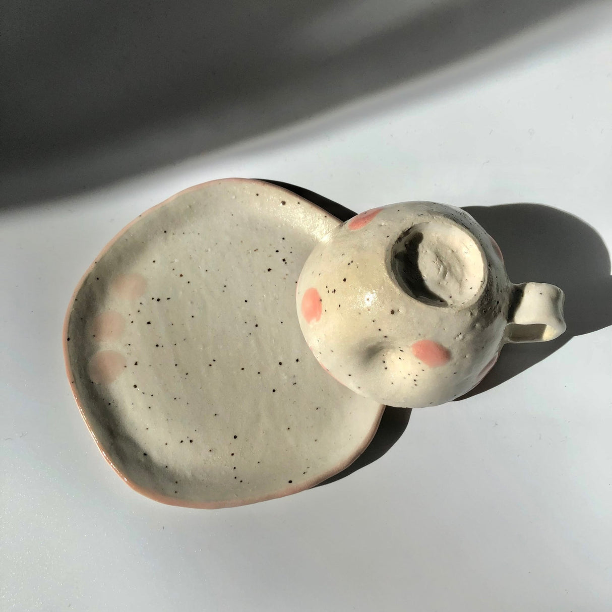 Hiroshi Hirai: Heart Shaped Cup & Saucer Set, Pink Accents - Yunomi.life