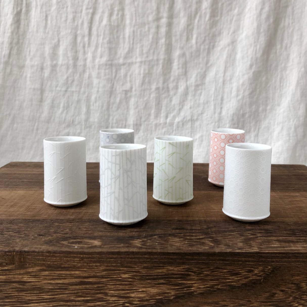 Yamani - Miyama Tableware: Sasasa Guinomi Shot Glass 6-Piece Set with Wooden Gift Box