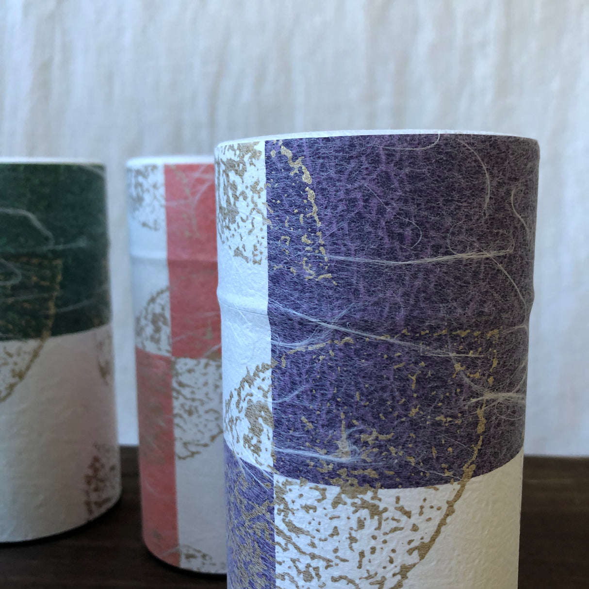 Okumura Seikan: Green Tea in Tea Can, Washi Paper - Gold leaf purple 讃香 紫