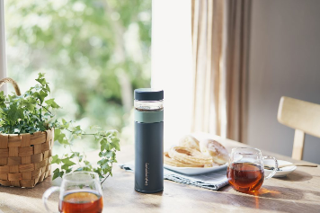 Lalaluctus Tea Bottle - Stainless Steel Tumbler with Tea Strainer - Dark Gray - 400 ml