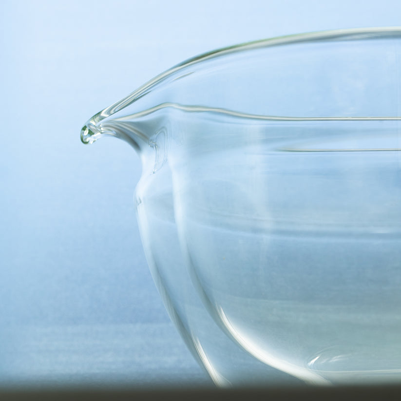 Origami  - Glass Katakuchi Matcha Bowl with Pouring Lip