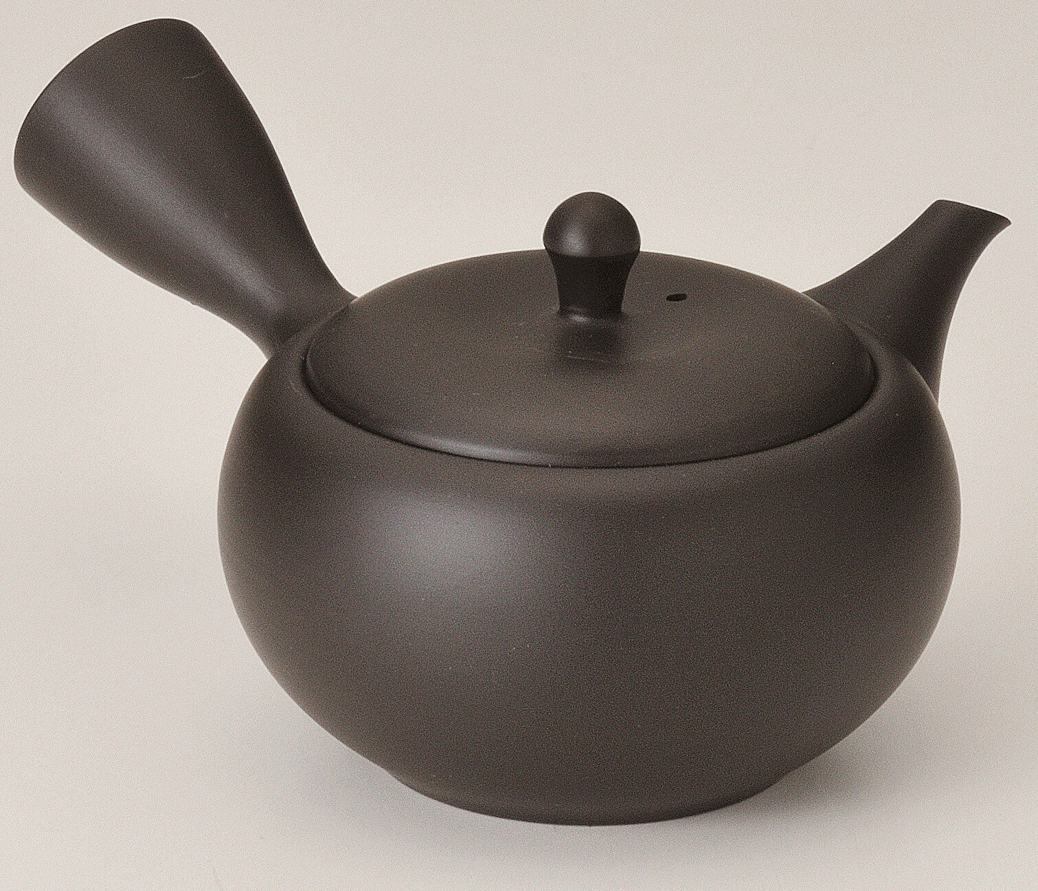 黒色茶釜 Takasuke Kiln (Y115) 高資陶苑: Tokoname Kyusu Tea Pot, Black