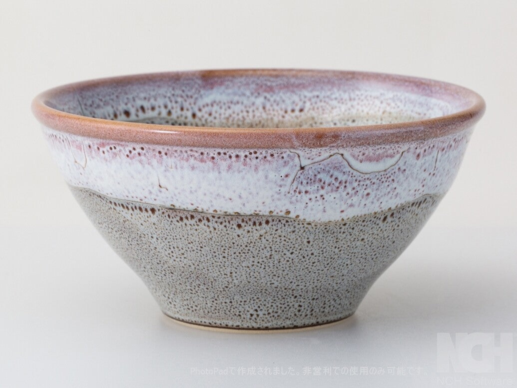 寿門作珊瑚釉茶碗木箱付き A418 西海陶芸： - idowan - Sango 珊瑚 磁器抹茶茶碗 ギフト箱付 – Yunomi.life