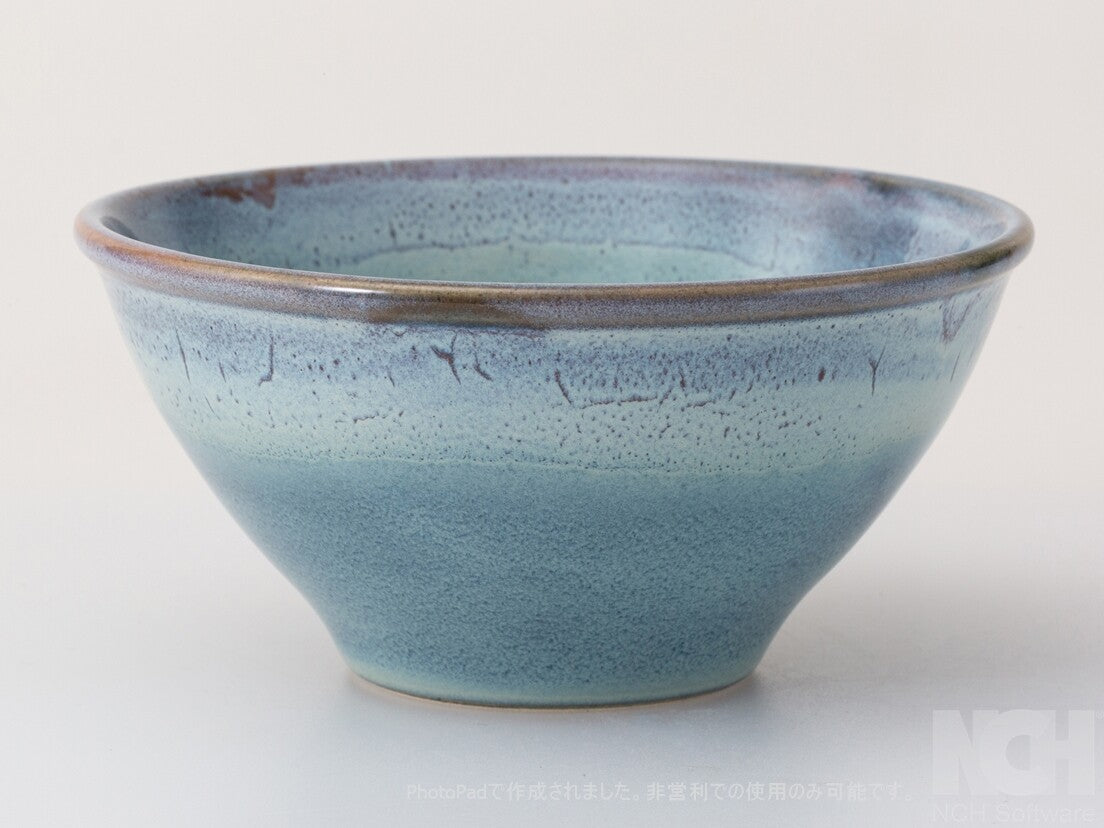 Saikai Ceramics: idowan - Hekikai 碧海, Porcelain Matcha Bowl with Gift Box