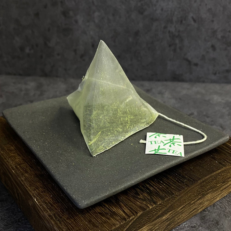 Yunomi Pyramids - Japanese Tea Bags - Fukamushicha, Genmaicha, Hojicha
