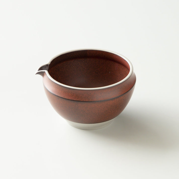 Origami Tea Bansho Red Minoyaki Porcelain Matcha Bowl with Pouring Lip　抹茶碗 晩照レッド