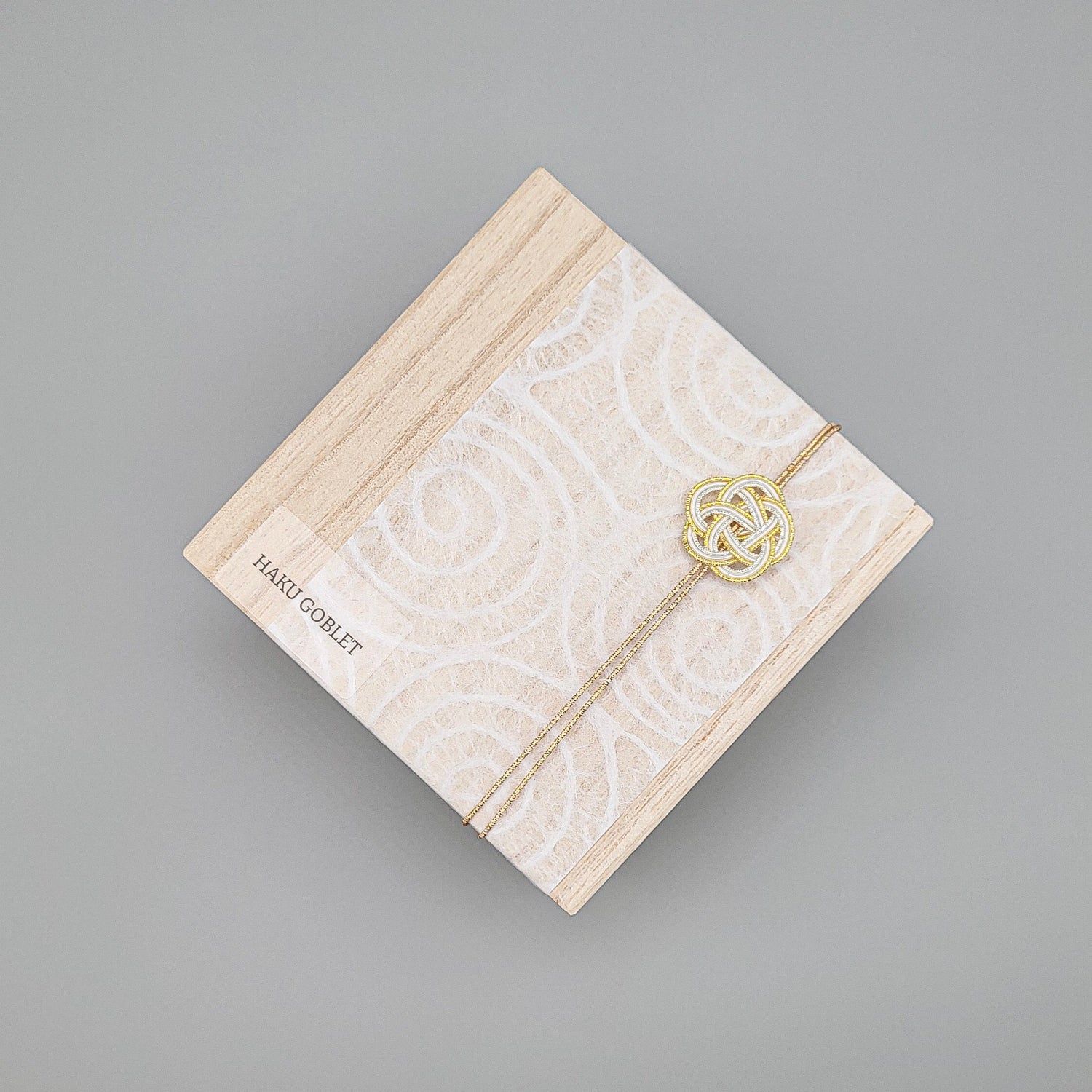 Emui × YUNOMI / HAKU Goblet（Handmade Ceramic / 桐箱入りユノミオリジナル）box top