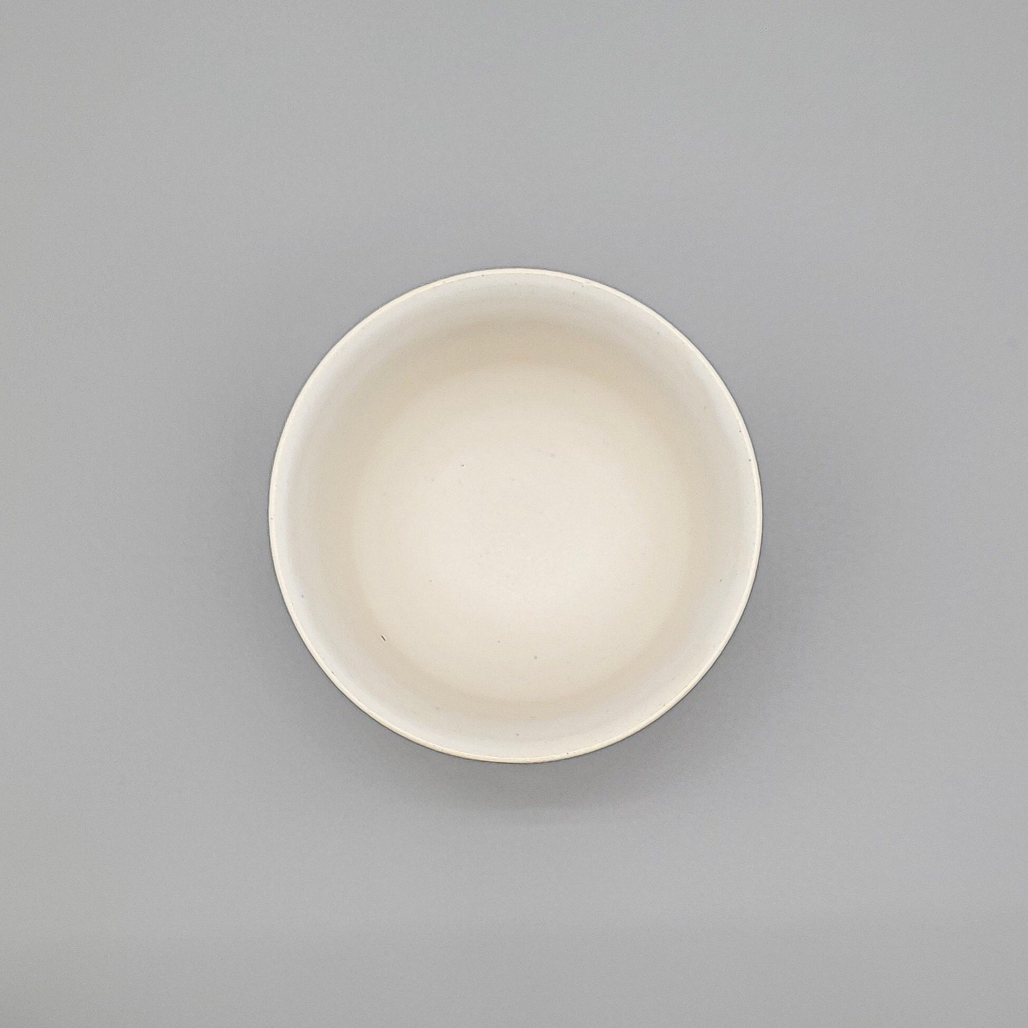 Emui × YUNOMI / HAKU Goblet（Handmade Ceramic / 桐箱入りユノミオリジナル）top view