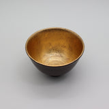 Hasamiyaki Matcha Tea Bowl – Black with Gold 波佐見焼の抹茶碗　黒吹金彩碗金