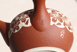Tousen Kiln Tokoname Kyusu Tea Pot with Pressed Sakura Design (230 cc) 陶仙窯　白泥赤色桜急須　セラメッシュ