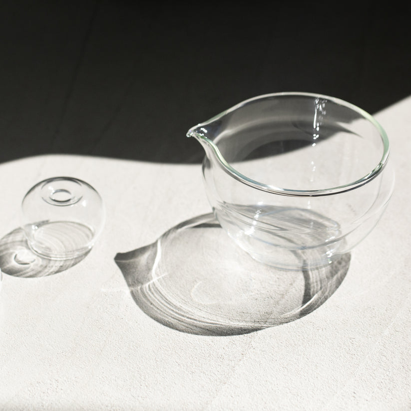 Origami  - Glass Katakuchi Matcha Bowl with Pouring Lip yunomi.life 4