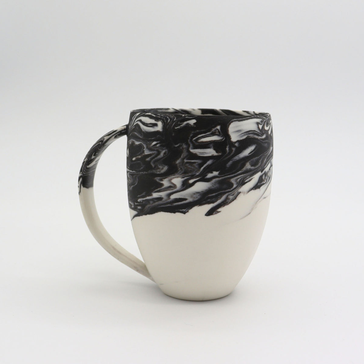 Shinro Yamamoto: Marble Porcelain Mug Cup (White) yunomi.life