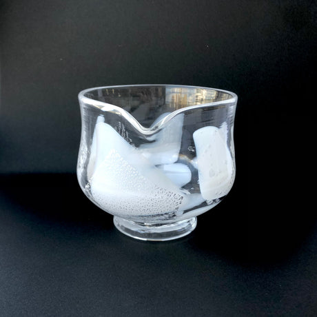 Suikaen: Crystal Series (Katakuchi Chawan Glass Matcha Bowl with Spout ) Clear yunomi.life 3