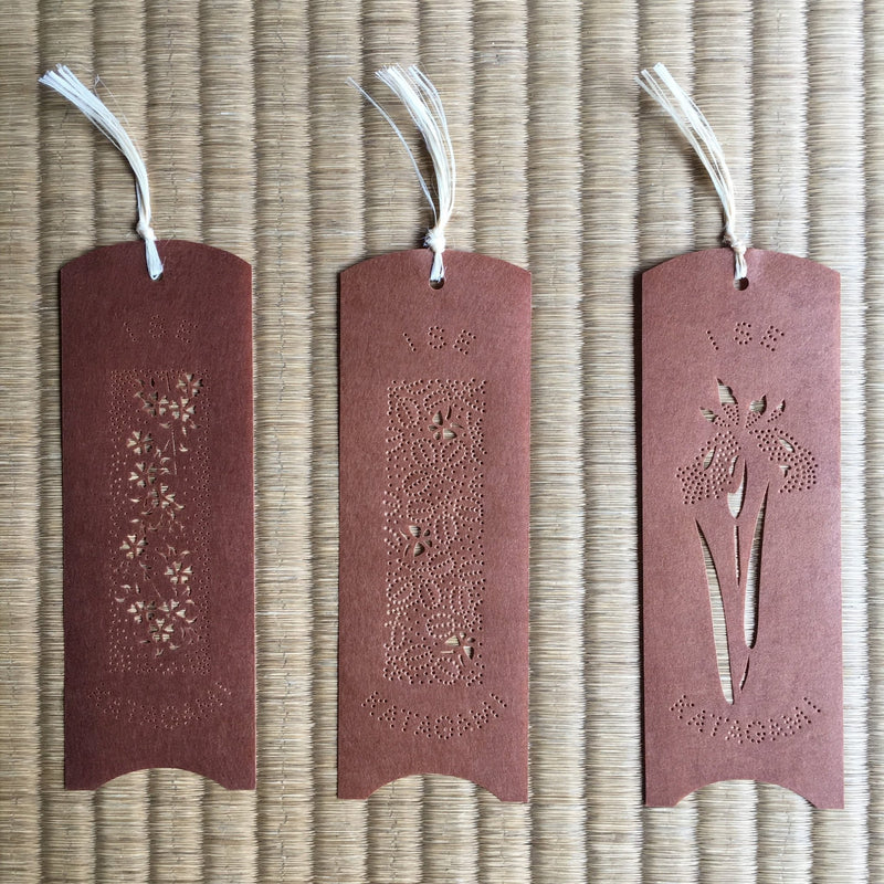 Hand-stenciled Isekatagami Bookmark - Yunomi.life