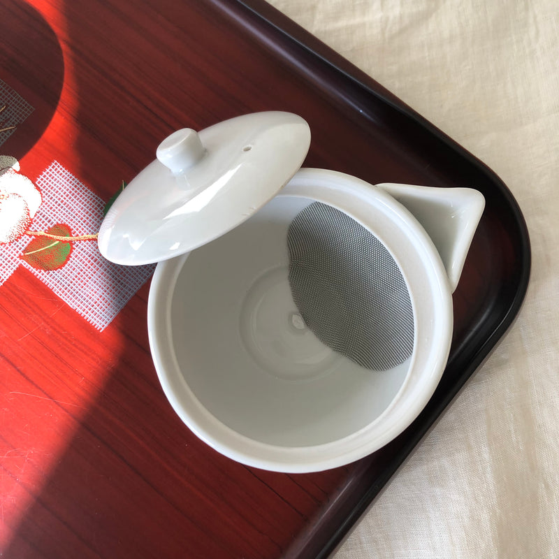 Yamatane: White Porcelain Hohin Tea Pot (Stainless Steel Mesh) + Two Asagao Tea Cups Set