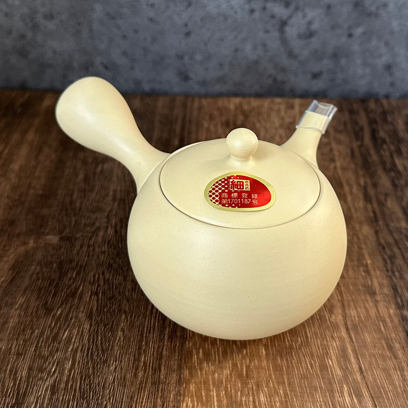 Takasuke Kiln: Tokoname Kyusu Tea Pot, Yellow, Ceramic Mesh Strainer 210 ml