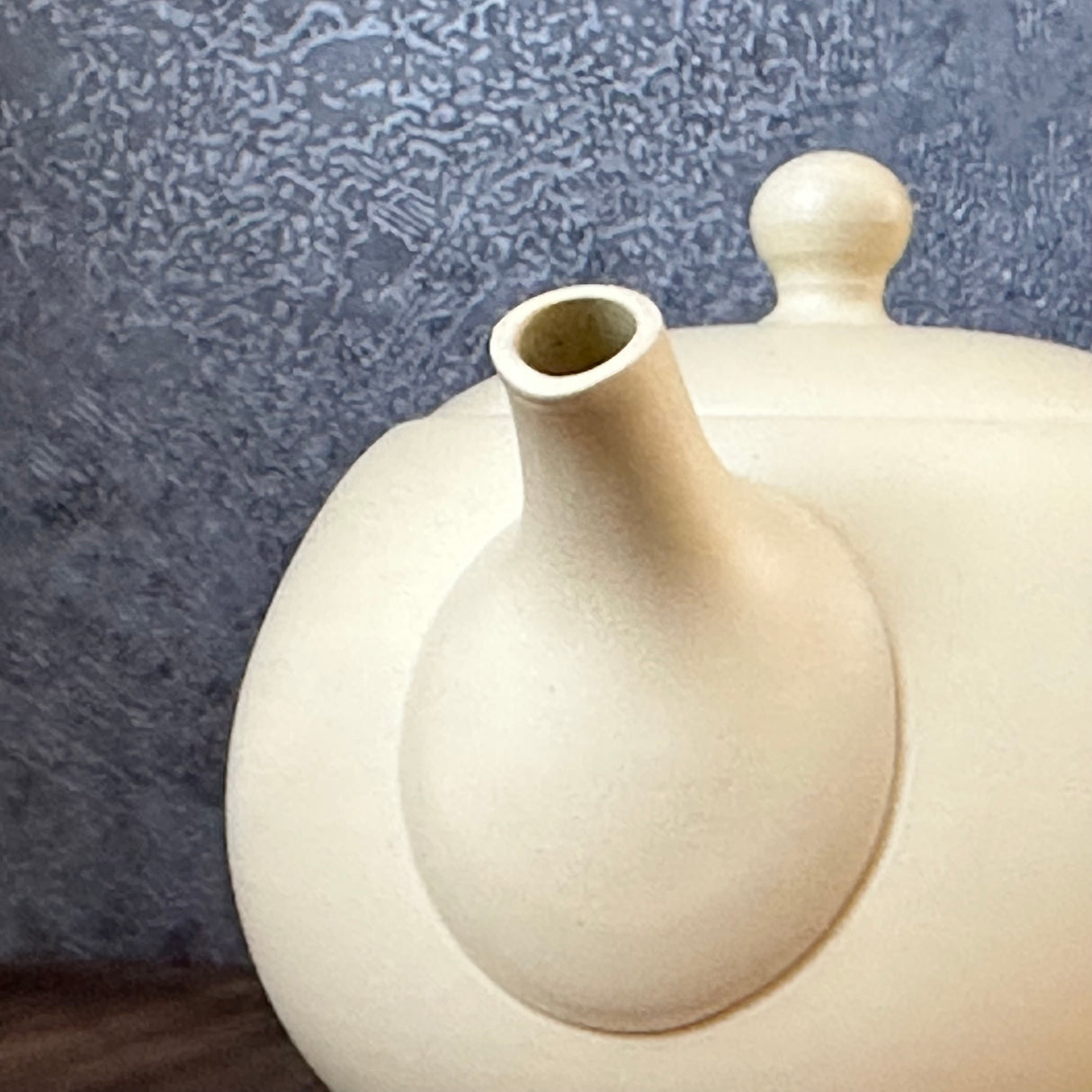 Takasuke Kiln 高資陶苑 e46 : Tokoname Kyusu Tea Pot, keltainen, keraaminen verkkosiivilä 210 ml