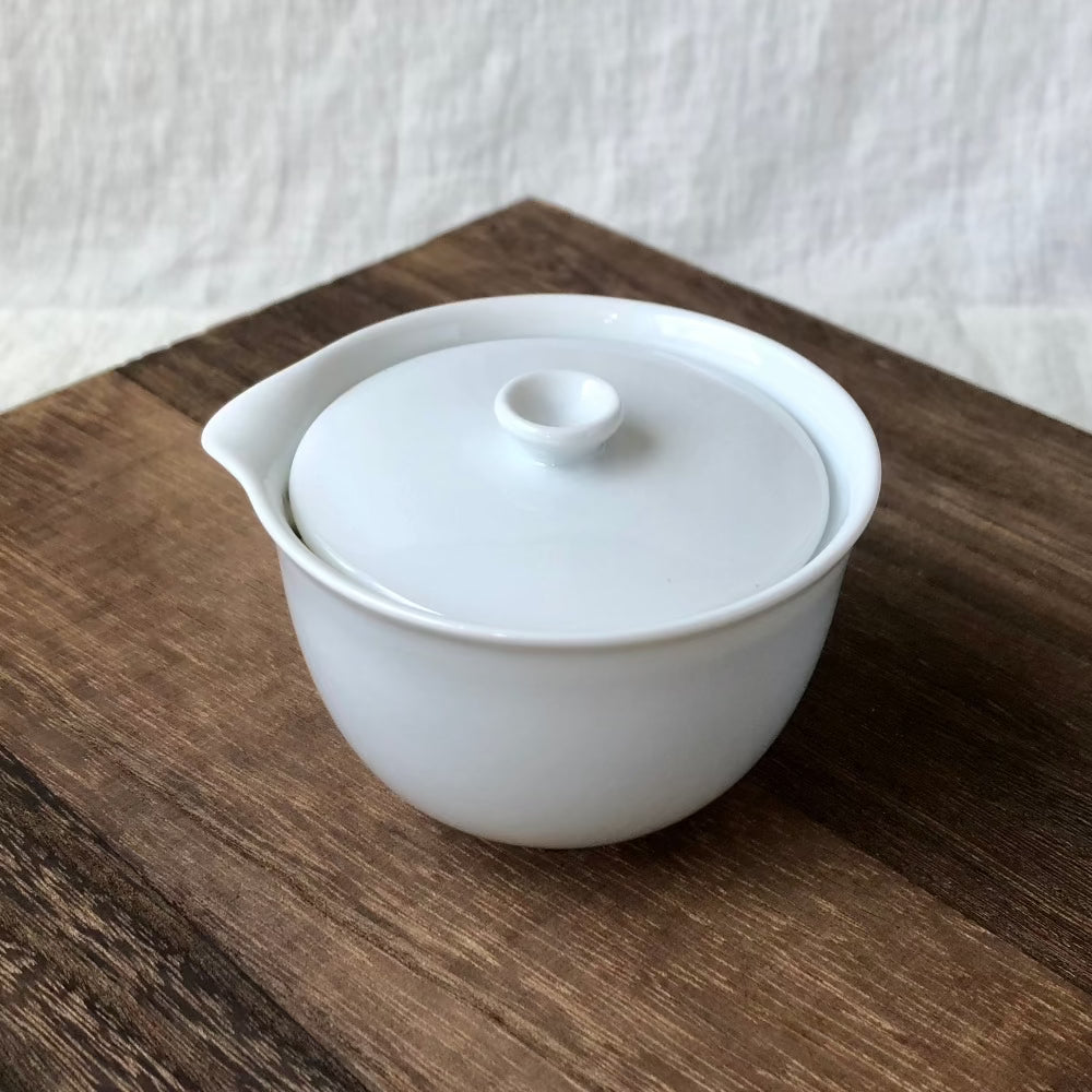 Yamani - Miyama Tableware: Chahaku Hohin Tea Pot - Porcelain White