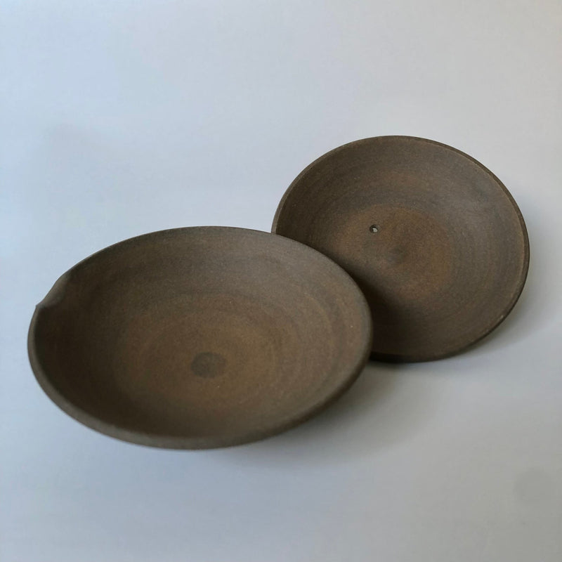 Isobe Ceramics se117 (Tsuzuki Yutaka): Earth Sakura, Tokoname Shiboridashi Kyusu Brown 70 ml, 焼〆桜 絞り出し - Yunomi.life