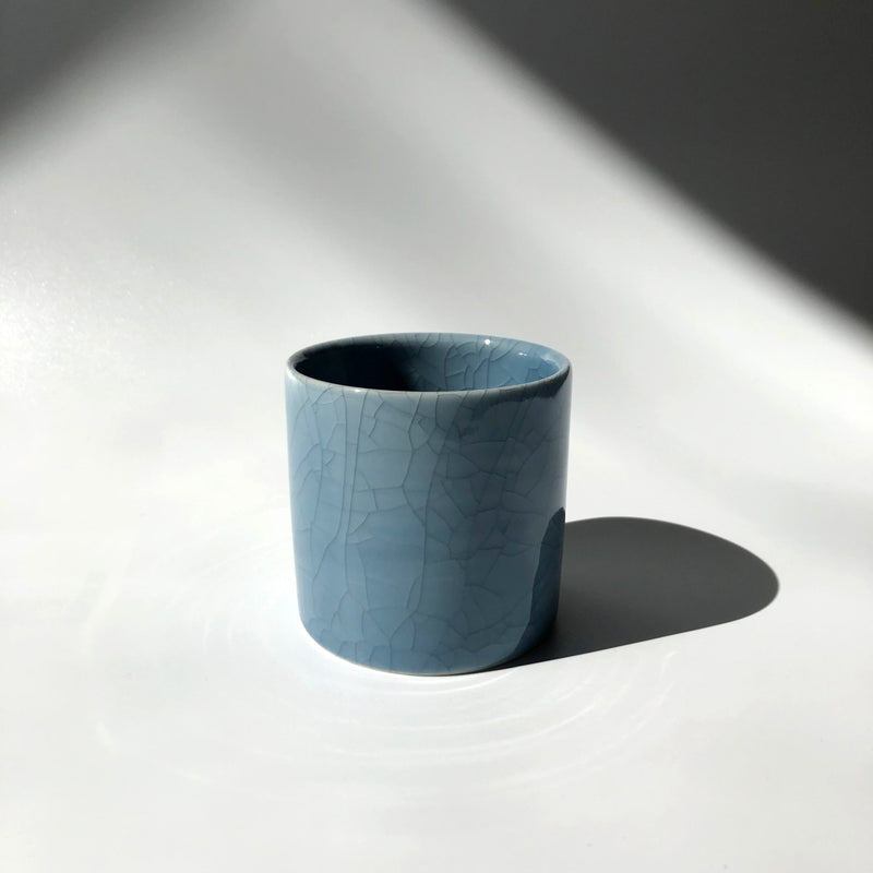 Nankei Pottery: Ink Crackle Yunomi Tea Cup (Blue, 240ml), Pre-order for early September shipment - Yunomi.life