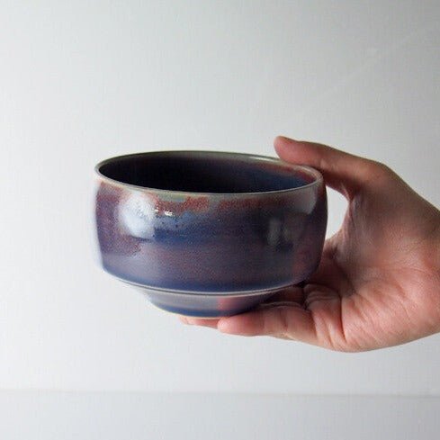 西海陶器：白椀 碧 磁器抹茶椀 化粧箱付 – Yunomi.life