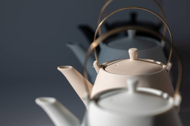 Yamatsu Kiln (Minoyaki, Gifu): Minimalist Frustum Kyusu Tea pot