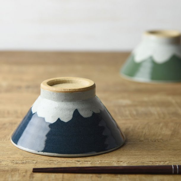 Yamani - Teshigoto Series: Mt Fuji Rice Bowl, 13 cm, Indigo - Yunomi.life